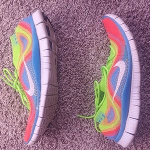 Nike Flyknit Free 5.0 rainbow